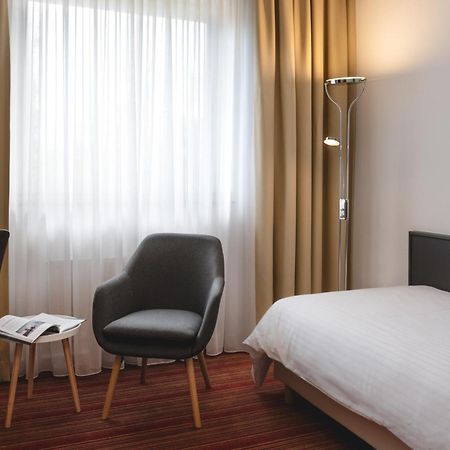 Hotel Astra Düsseldorf Esterno foto