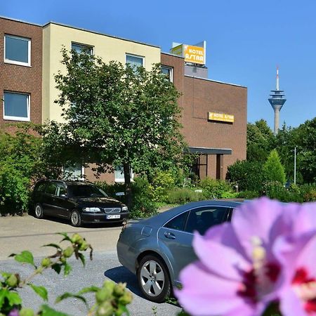 Hotel Astra Düsseldorf Esterno foto