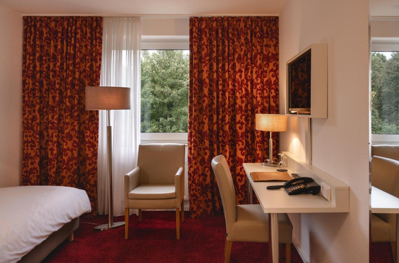 Hotel Astra Düsseldorf Esterno foto