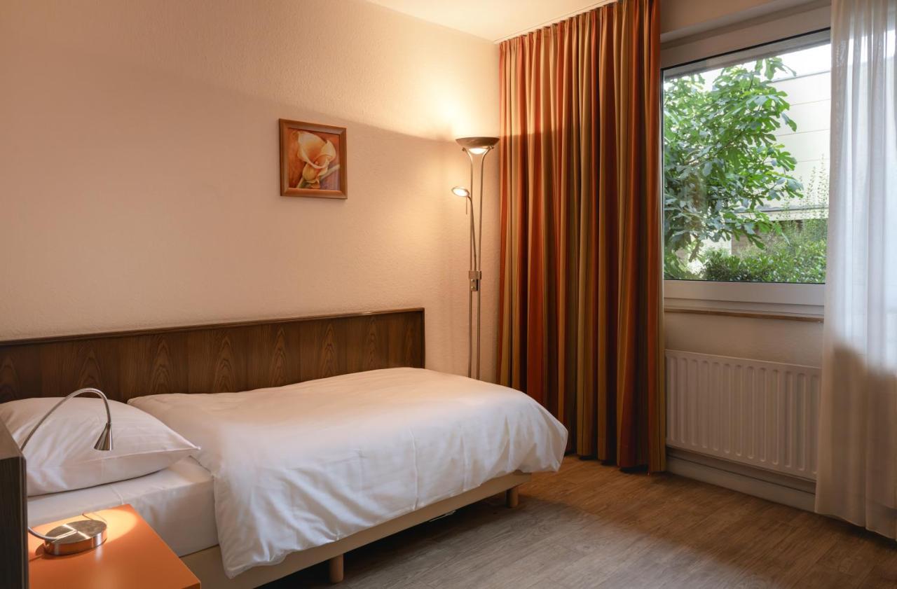 Hotel Astra Düsseldorf Esterno foto
