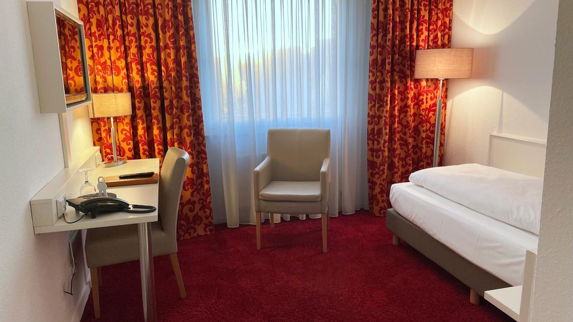 Hotel Astra Düsseldorf Esterno foto