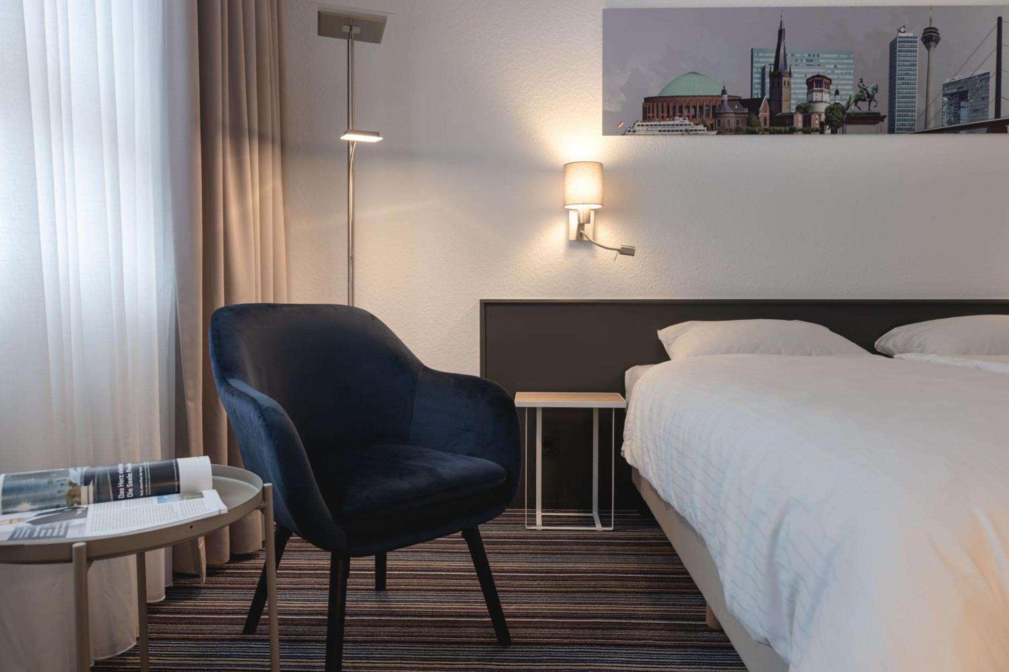 Hotel Astra Düsseldorf Esterno foto