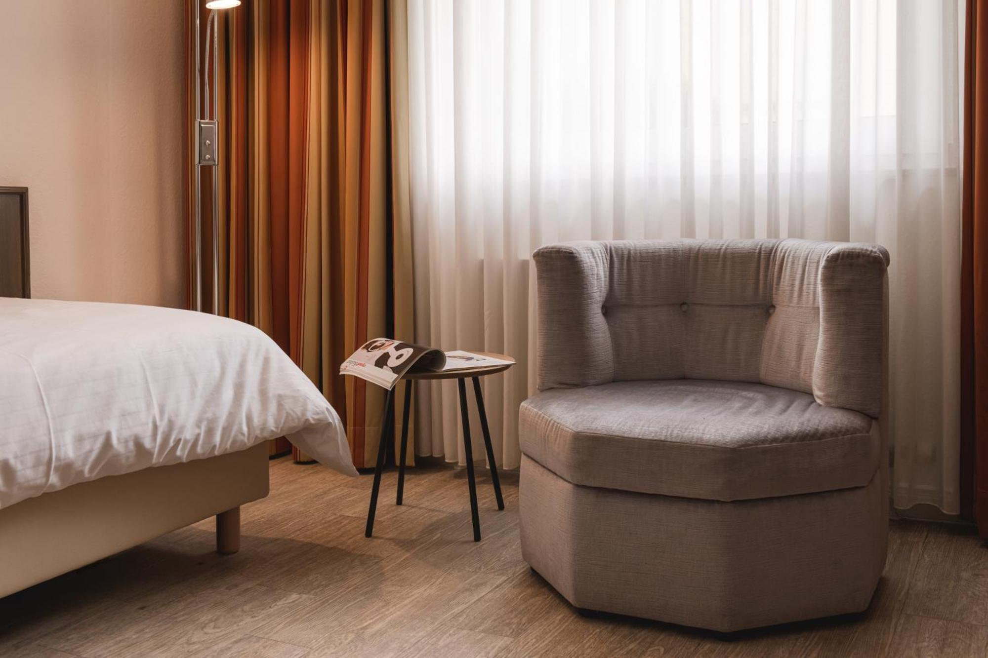 Hotel Astra Düsseldorf Esterno foto